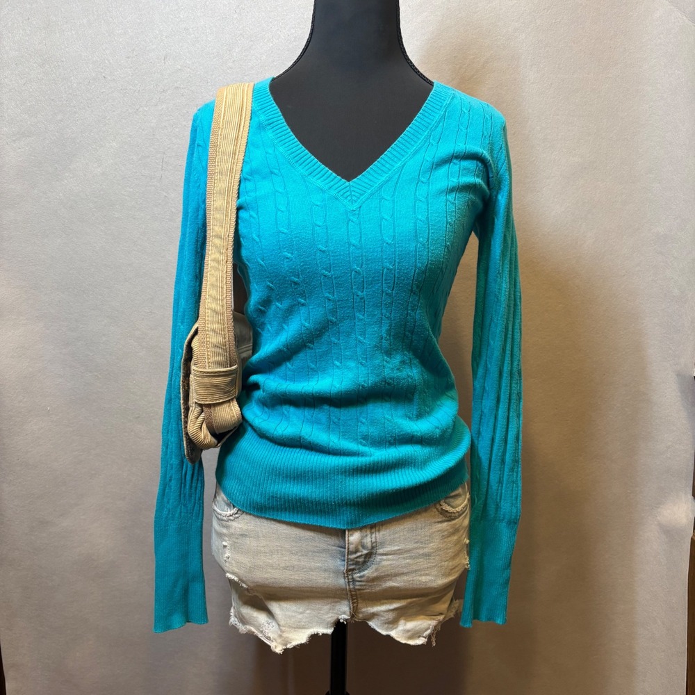 Old Navy Turquoise Blue Cable Knit V-Neck Sweater Long Sleeve XS Babydoll Boho